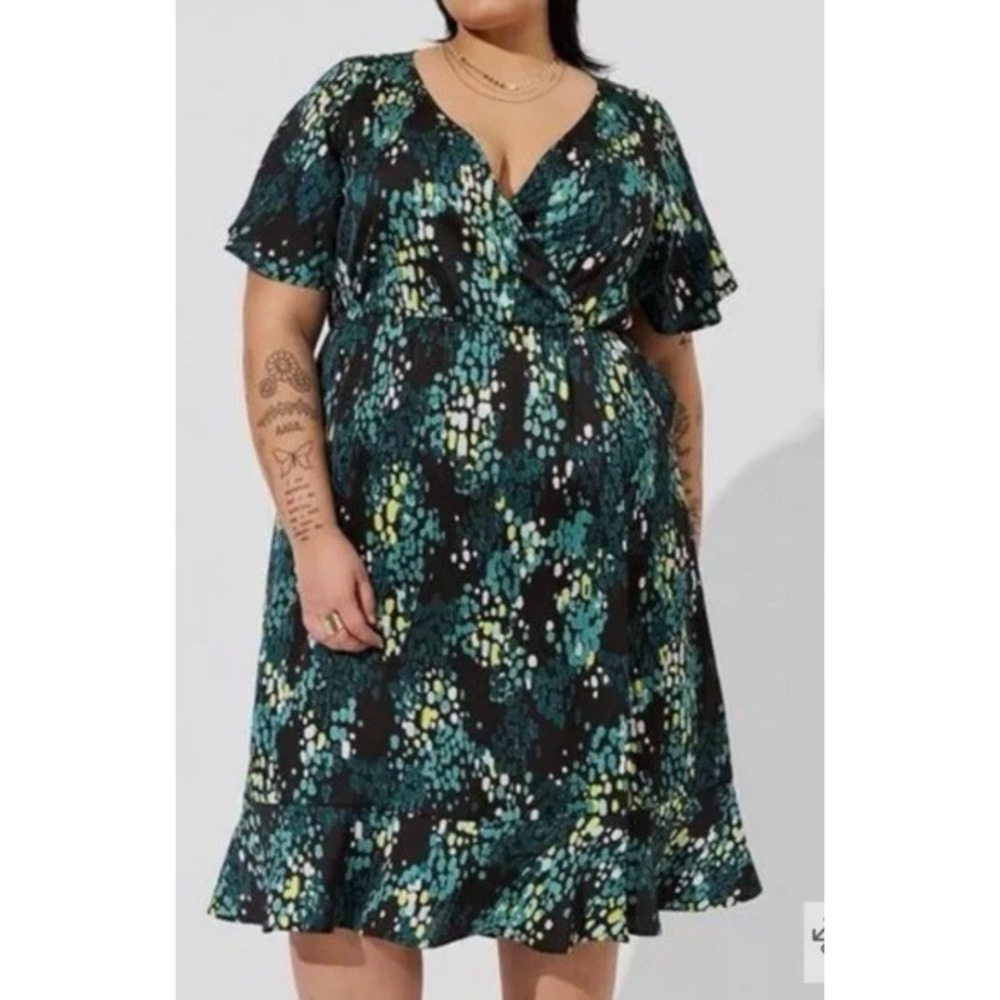 Torrid V-Neck Surplice Midi Dress 2X Black Teal Abstract Dot Flutter Sleeve